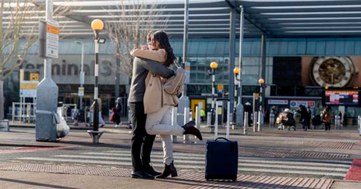 Customer Stories: Real Experiences with Different Airport Parking Services