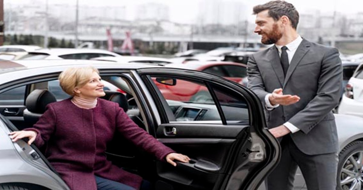 Park-and-Ride vs. Meet and Greet: An Honest Cost and Convenience Review